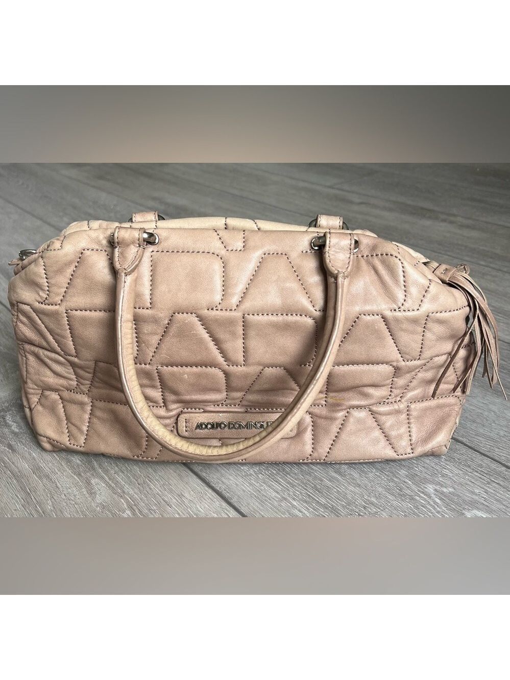 Adolfo Domingo neutral tan leather Quilted tassel barrel shoulder bag - Picture 2 of 14